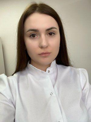 Анна Лещева